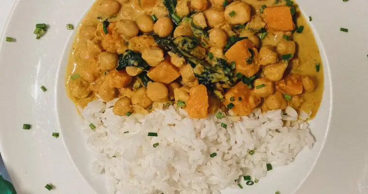 spicy chickpea rice bowl